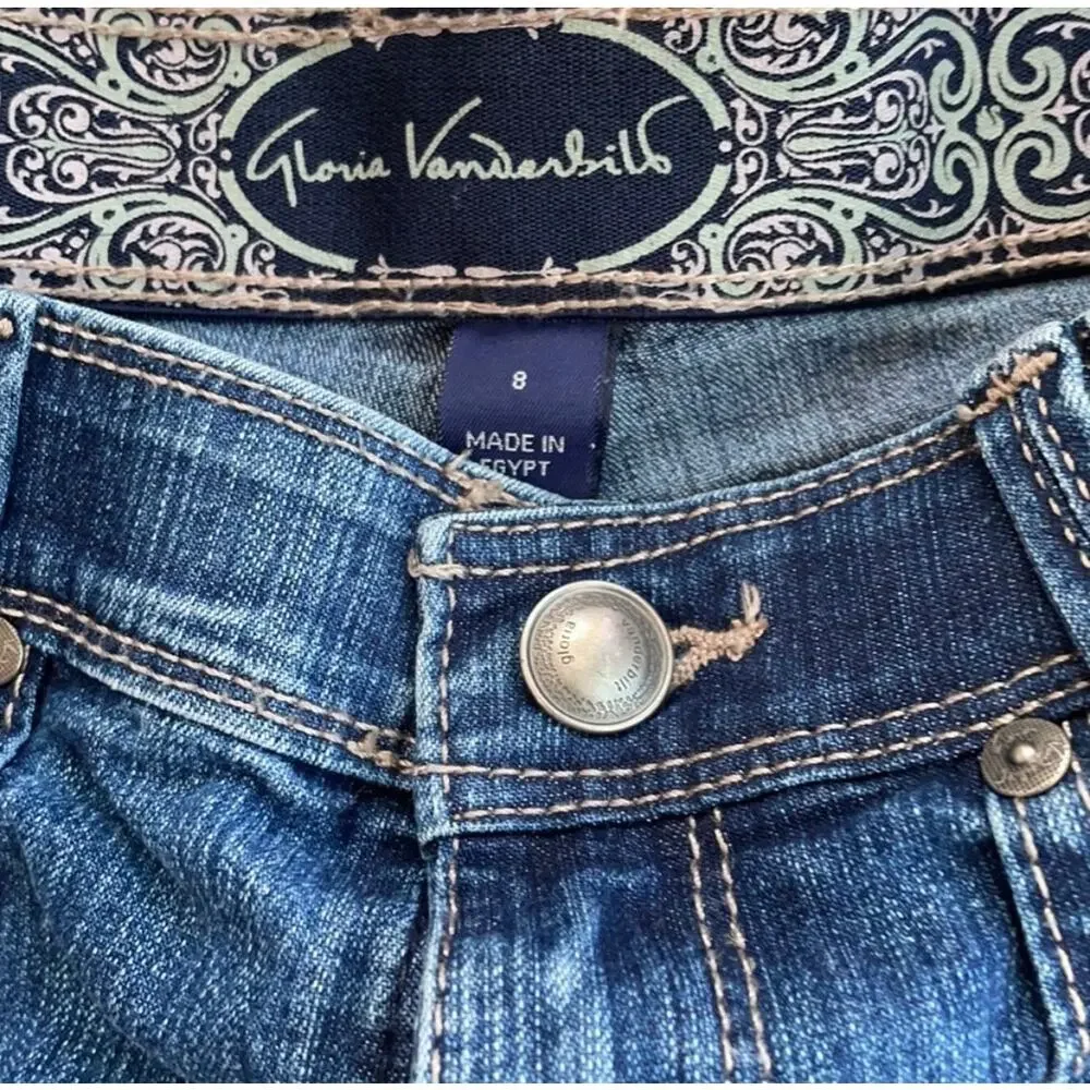 Gloria Vanderbilt Bermuda Shorts Medium Wash with Embroidery Size 8